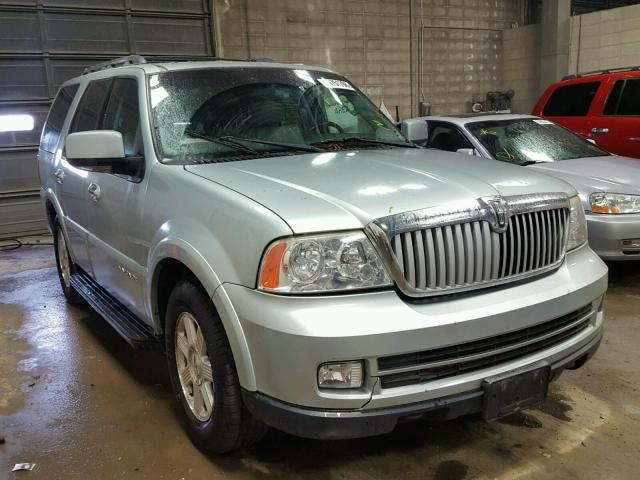 5LMFU285X5LJ06514 - 2005 LINCOLN NAVIGATOR 银色 照片 1