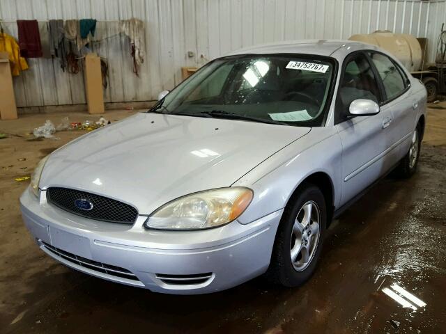 1FAFP53U34A105171 - 2004 FORD TAURUS SE SILVER photo 2