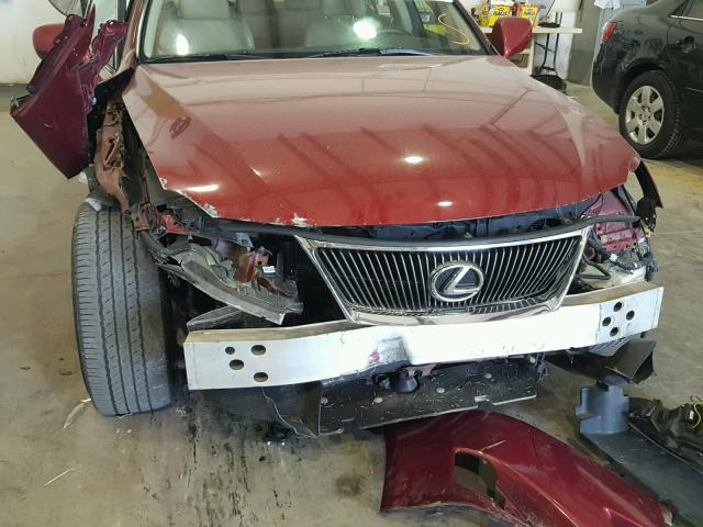 JTHBK262275034251 - 2007 LEXUS IS 250 RED photo 9