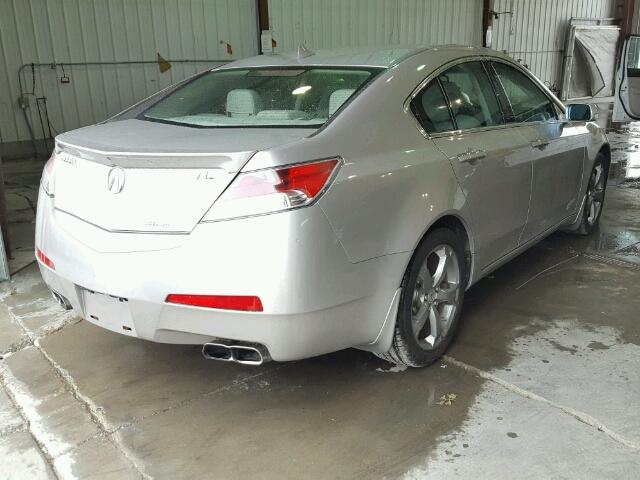 19UUA9F56AA008879 - 2010 ACURA TL SILVER photo 4