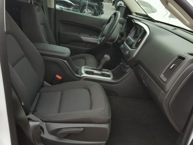 1GCGSCEN0J1157425 - 2018 CHEVROLET COLORADO L WHITE photo 5