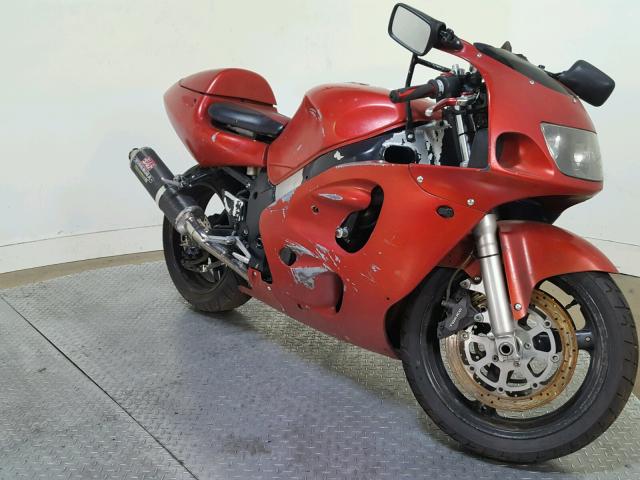 JS1GN78A9Y2103594 - 2000 SUZUKI GSX-R600 RED photo 2