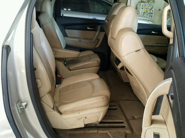 1GKLRMED1AJ138233 - 2010 GMC ACADIA SLT BEIGE photo 6