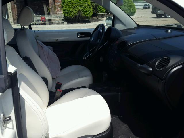 3VWFF31Y97M417717 - 2007 VOLKSWAGEN NEW BEETLE 白色 照片 5