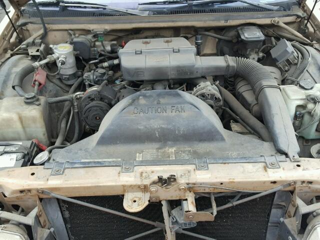 1G4BR8375NW411335 - 1992 BUICK ROADMASTER BROWN photo 7