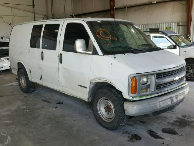 1GCGG25R6Y1169412 - 2000 CHEVROLET EXPRESS G2 WHITE photo 1