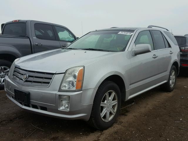 1GYDE637X40128888 - 2004 CADILLAC SRX SILVER photo 2