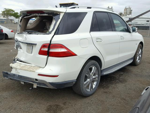 4JGDA2EB0CA010946 - 2012 MERCEDES-BENZ ML 350 BLU WHITE photo 4