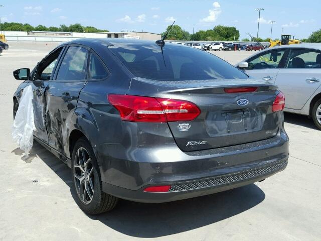 1FADP3H26HL204533 - 2017 FORD FOCUS GRAY photo 3