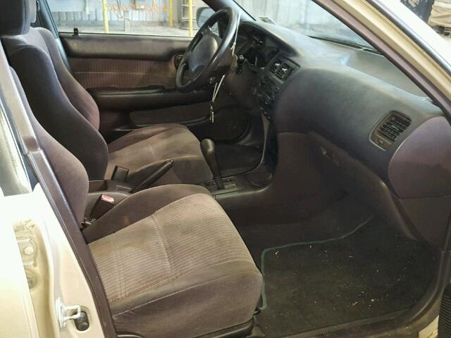1NXAE00E5PZ020101 - 1993 TOYOTA COROLLA LE 米色 照片 5