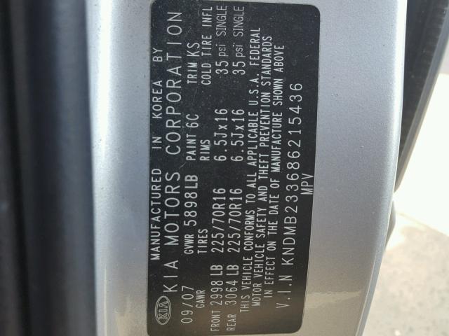 KNDMB233686215436 - 2008 KIA SEDONA EX SILVER photo 10