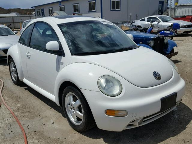 3VWDD21C6YM454804 - 2000 VOLKSWAGEN NEW BEETLE 白色 照片 1