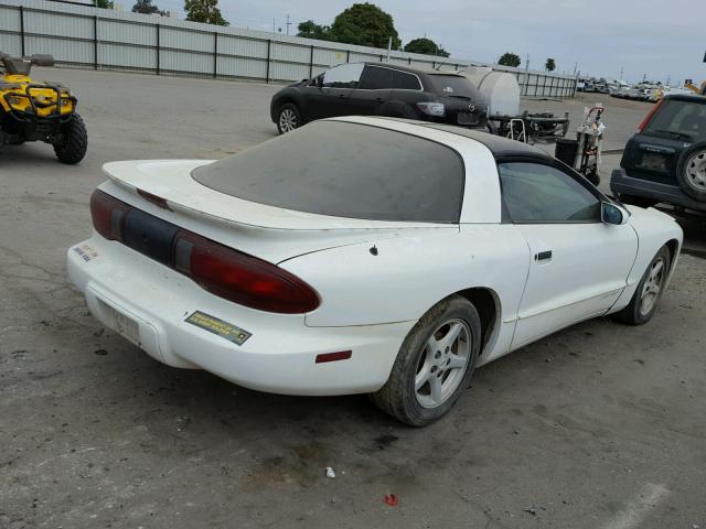 2G2FS22K8V2209611 - 1997 PONTIAC FIREBIRD WHITE photo 4