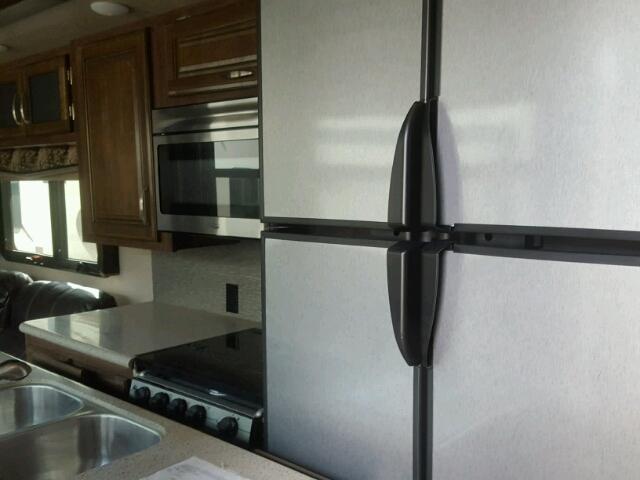 4YDF31026HA740891 - 2017 KEYSTONE MONTANA TWO TONE photo 5