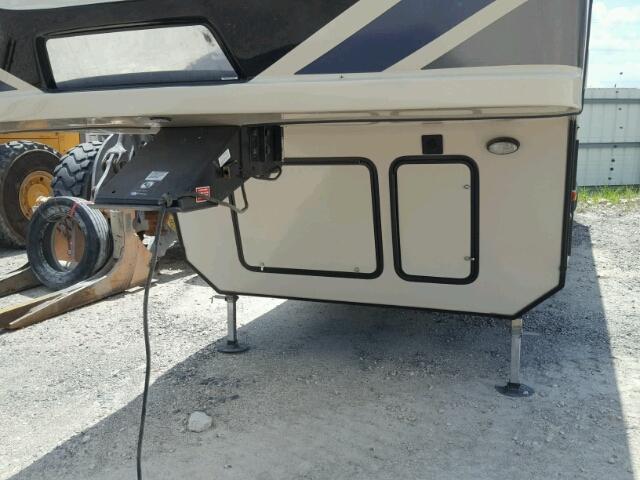 4YDF30526JA741211 - 2018 KEYSTONE MONTANA TAN photo 7