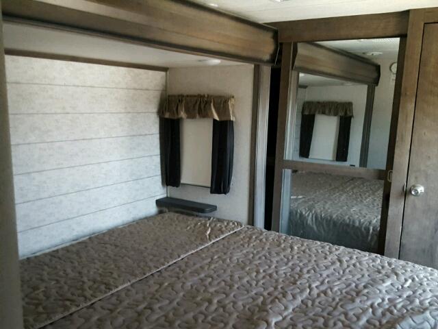 4YDF37923JA741170 - 2018 KEYSTONE MONTANA TAN photo 9