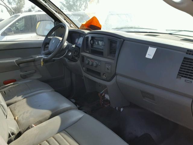 3D6WR26DX6G188188 - 2006 DODGE RAM 2500 S YELLOW photo 5