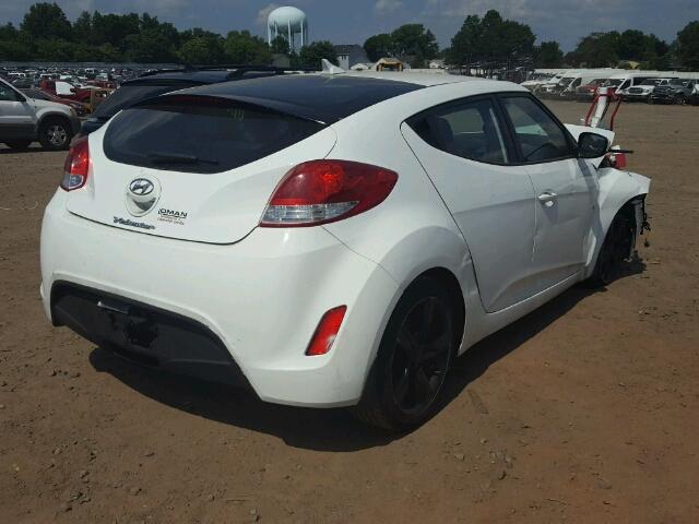 KMHTC6AD3DU173420 - 2013 HYUNDAI VELOSTER B WHITE photo 4