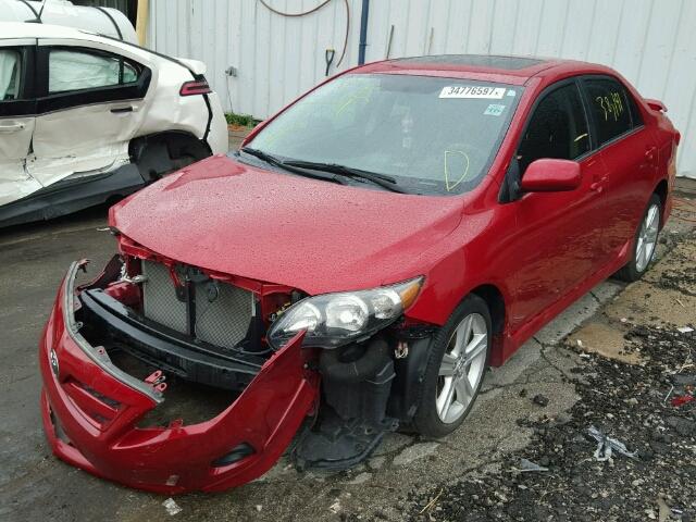 2T1BU4EE7DC103615 - 2013 TOYOTA COROLLA BA RED photo 2