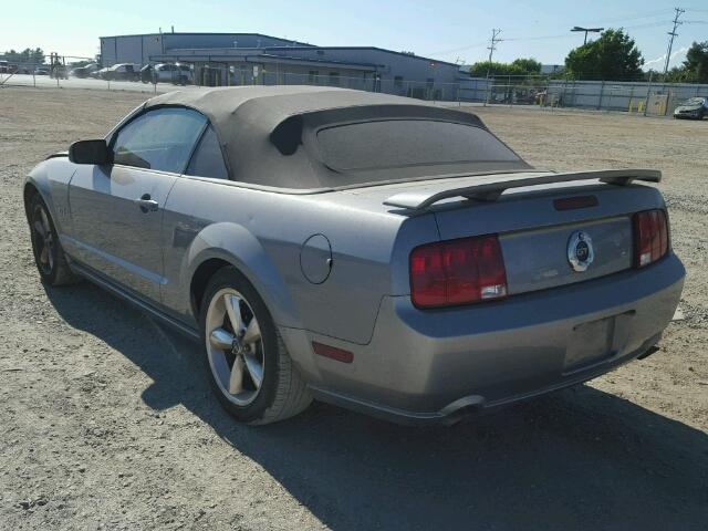 1ZVHT85H565218323 - 2006 FORD MUSTANG GT GRAY photo 3