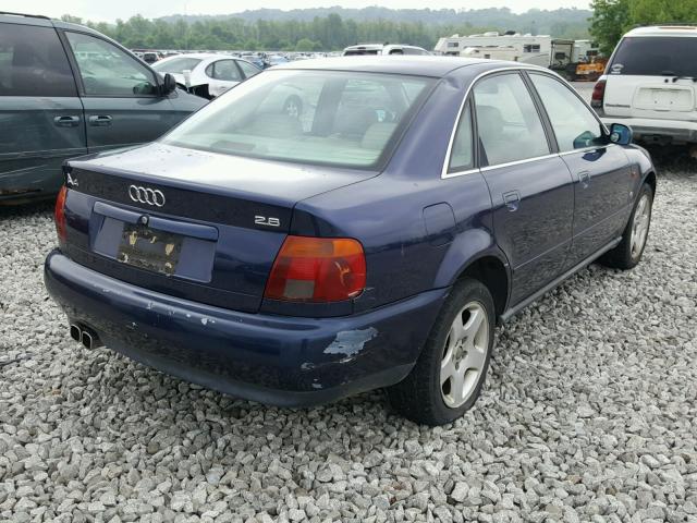 WAUDA88D1TA091800 - 1996 AUDI A4 BLUE photo 4