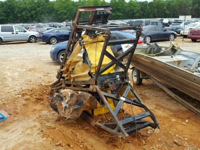 N0NV1N - 2005 FREIGHTLINER ATTENUATOR YELLOW photo 3