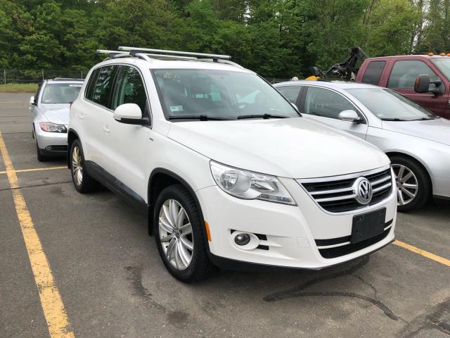 WVGBV7AX6AW513780 - 2010 VOLKSWAGEN TIGUAN SE WHITE photo 1