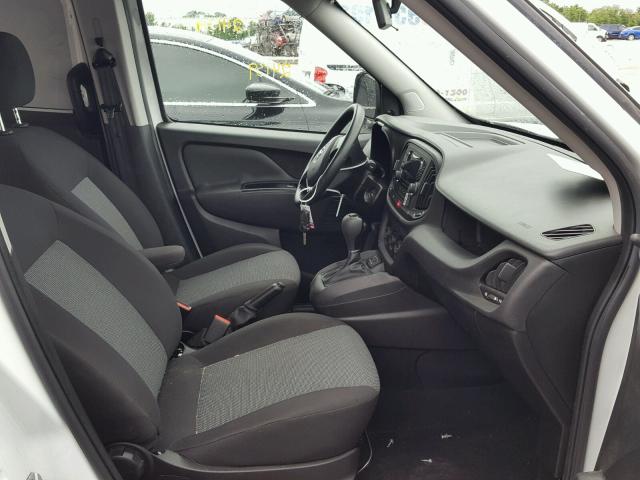 ZFBERFAT5G6B27881 - 2016 RAM PROMASTER 白色 照片 5