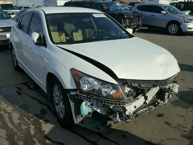 1HGCP2F47BA052108 - 2011 HONDA ACCORD LXP WHITE photo 1