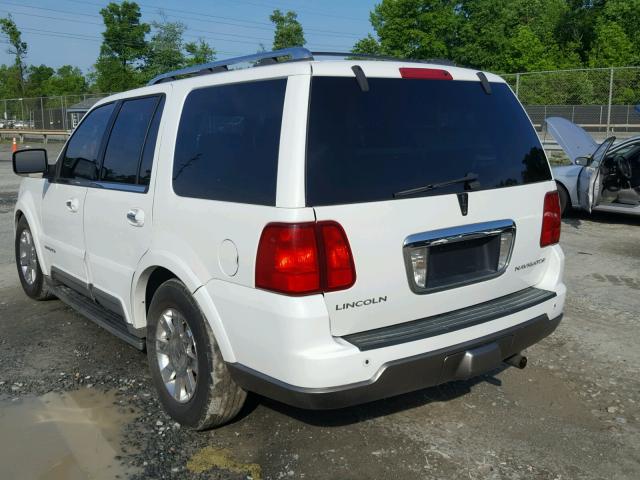 5LMFU28R44LJ30308 - 2004 LINCOLN NAVIGATOR WHITE photo 3