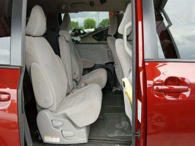 5TDKK3DC5FS557338 - 2015 TOYOTA SIENNA LE RED photo 6