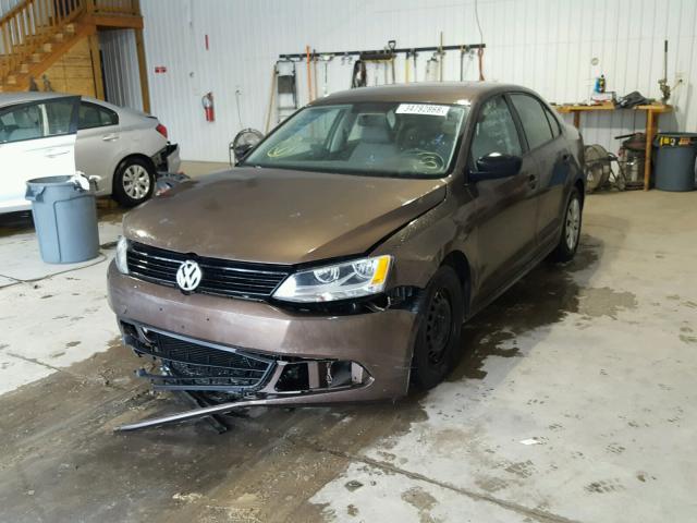 3VW2K7AJ8EM222421 - 2014 VOLKSWAGEN JETTA BASE 棕色 照片 2