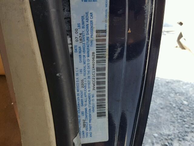 3VWCC21C11M409628 - 2001 VOLKSWAGEN NEW BEETLE 蓝色 照片 10