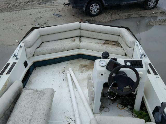 SYL22387B494 - 1994 SKIP BOAT WHITE photo 5