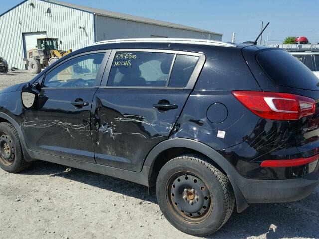 KNDPB3A21C7341560 - 2012 KIA SPORTAGE B BLACK photo 9