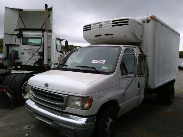 1FDXE45F8YHA62386 - 2000 FORD ECONOLINE WHITE photo 2