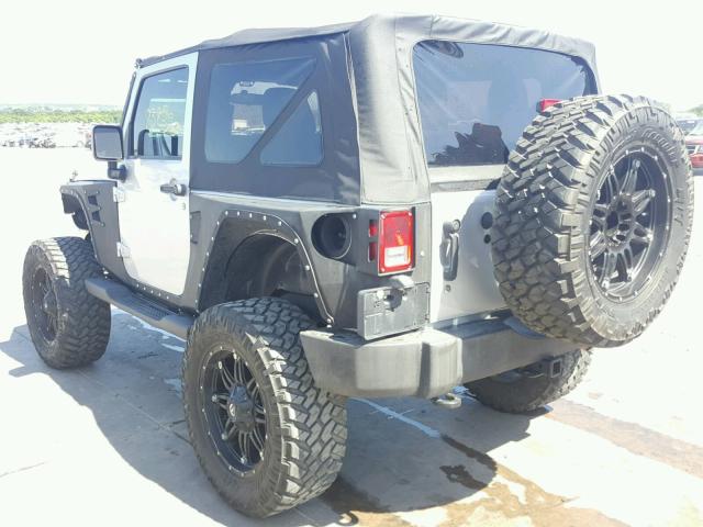 1J4GA2D11BL564763 - 2011 JEEP WRANGLER S SILVER photo 3