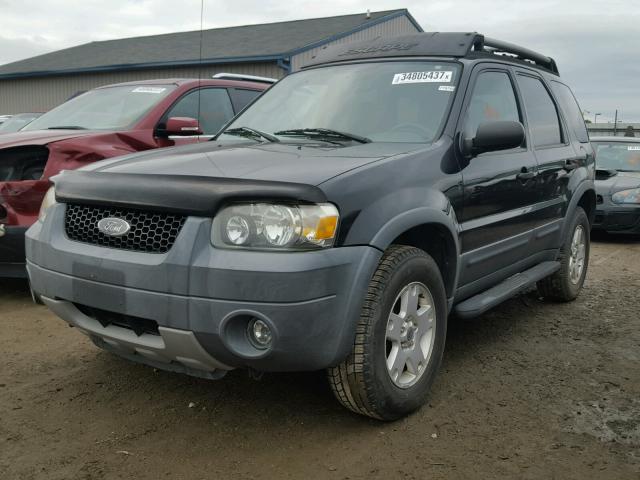 1FMYU93165KA93730 - 2005 FORD ESCAPE XLT BLACK photo 2