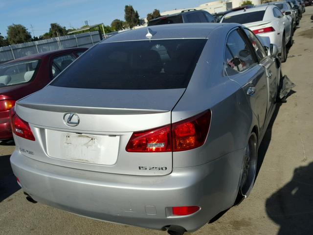 JTHBK262982068822 - 2008 LEXUS IS 250 SILVER photo 4