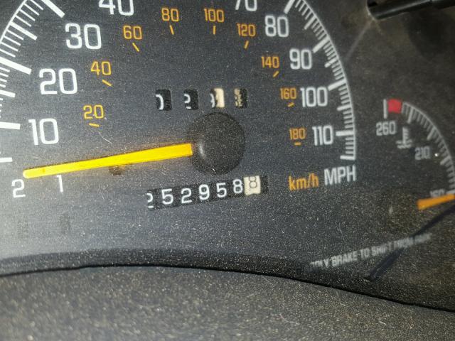 1G2WP52K11F178519 - 2001 PONTIAC GRAND PRIX RED photo 8