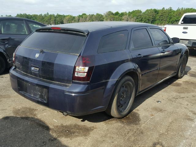 2D4FV47T36H446928 - 2006 DODGE MAGNUM SE BLUE photo 4