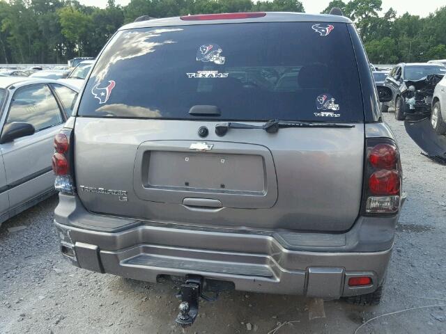 1GNDT13SX52321266 - 2005 CHEVROLET TRAILBLAZE GRAY photo 10