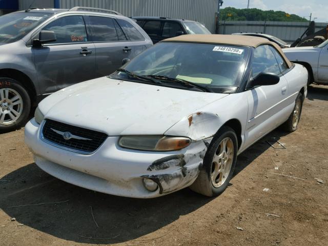 3C3EL55HXXT548212 - 1999 CHRYSLER SEBRING JX WHITE photo 2