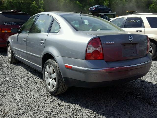WVWTH63B33P192757 - 2003 VOLKSWAGEN PASSAT GLX 灰色 照片 3