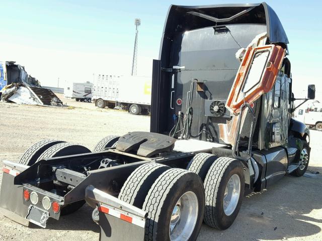 1XKAD49X0AJ269065 - 2010 KENWORTH CONSTRUCTI BLACK photo 4