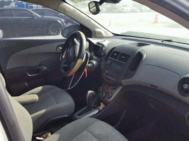 1G1JA5SHXC4114160 - 2012 CHEVROLET SONIC LS 灰色 照片 5