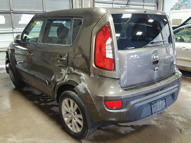 KNDJT2A68D7523869 - 2013 KIA SOUL +/!/S GREEN photo 3