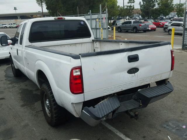 1FDSX30L24EB73605 - 2004 FORD F350 SRW S WHITE photo 3