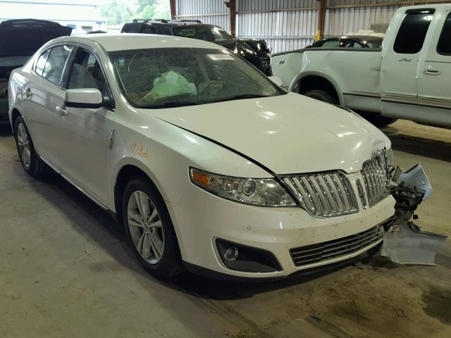 1LNHL9DR1AG606371 - 2010 LINCOLN MKS WHITE photo 1