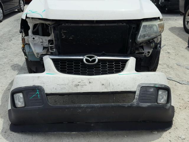 4F2CZ02749KM01095 - 2009 MAZDA TRIBUTE I WHITE photo 9